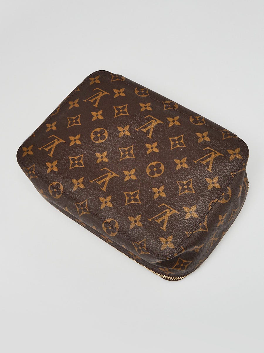 Louis Vuitton Monogram Packing Cube MM - Brown Cosmetic Bags