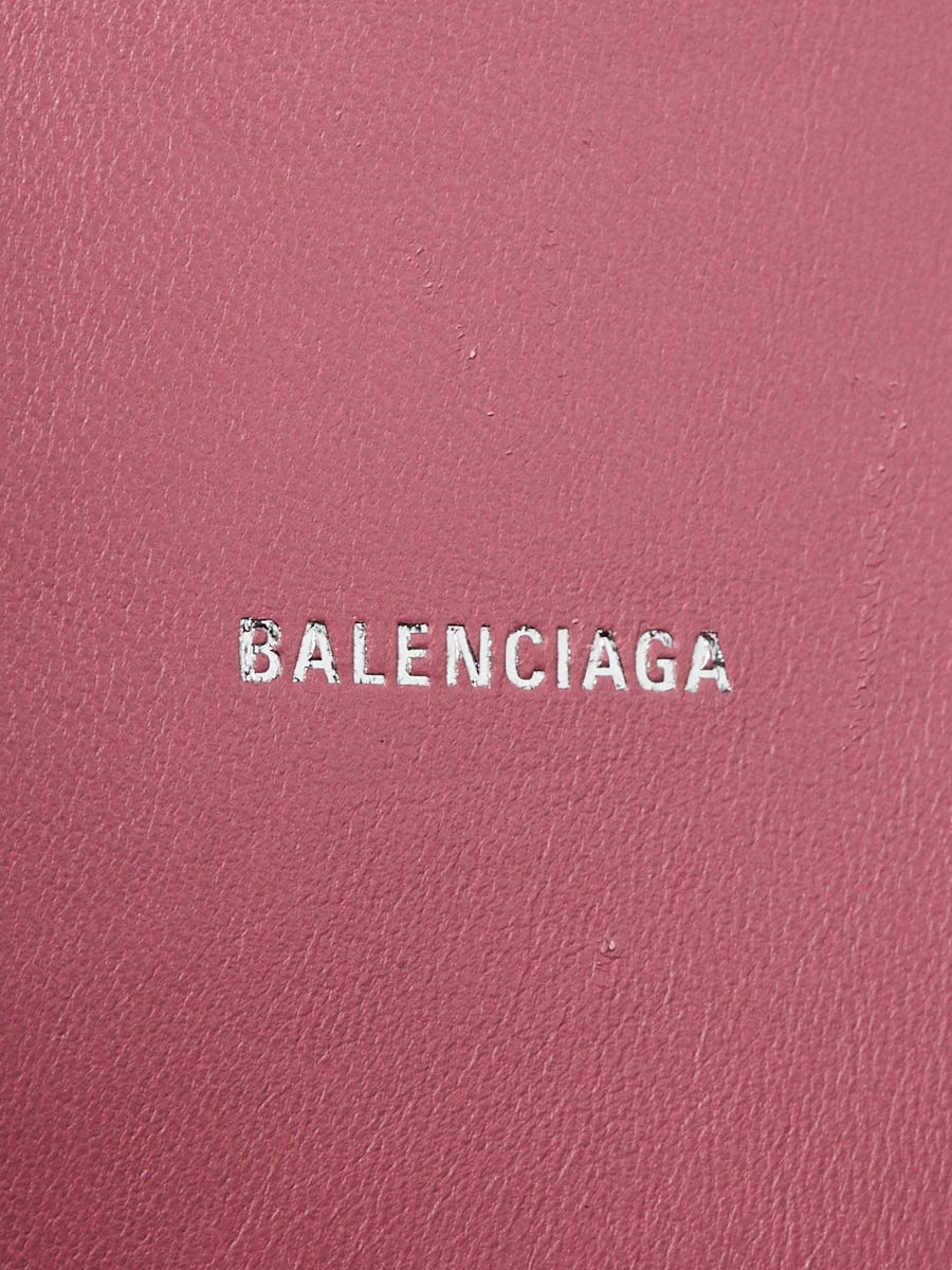 Balenciaga Silver Glitter Fabric Hourglass Small Top Handle Bag - Yoogi's  Closet