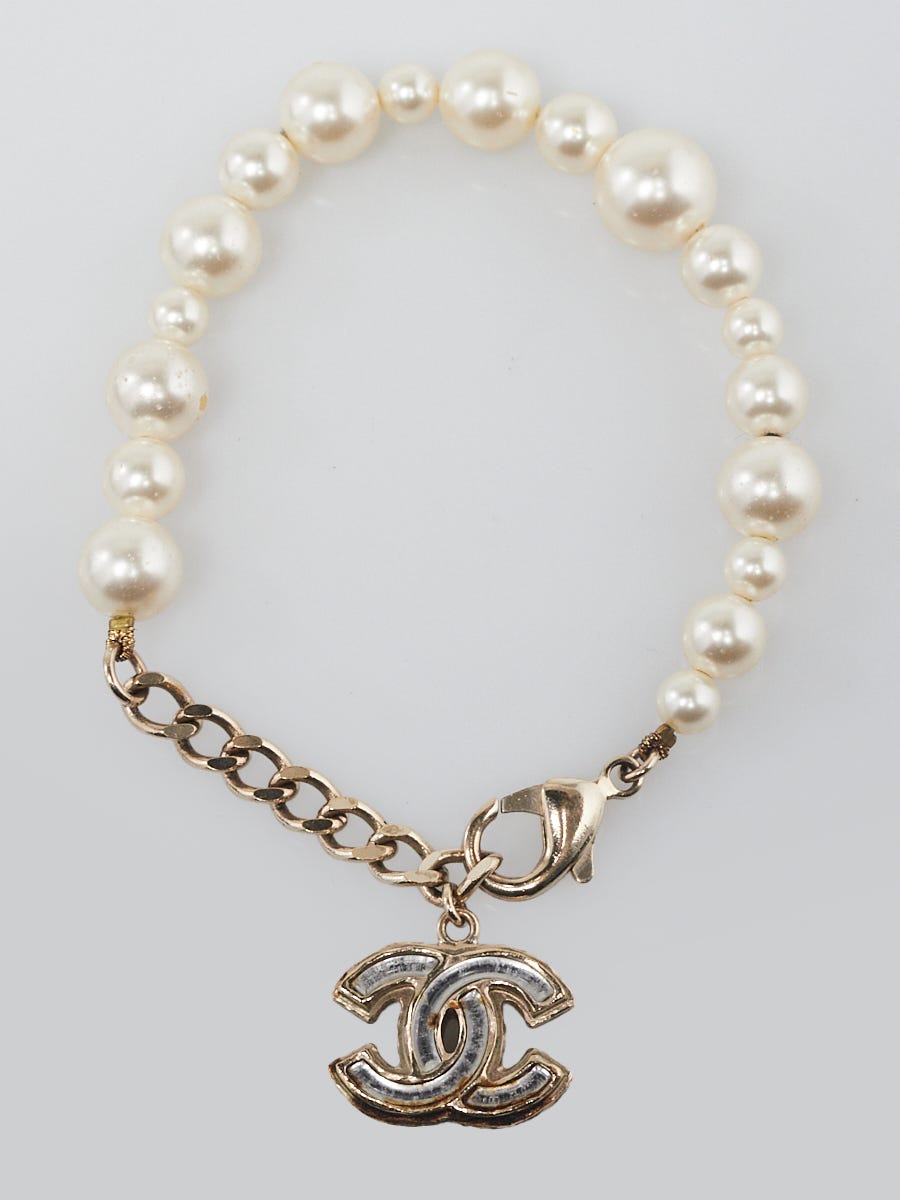Chanel Glass Pearl and Gold Metal CC Bracelet - Yoogi's Closet