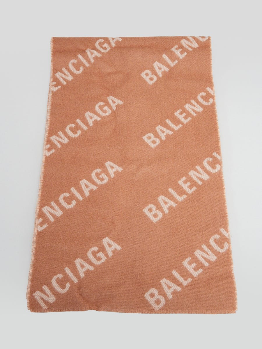Balenciaga Beige/White Wool Blend All-over Logo Scarf | Yoogi's Closet