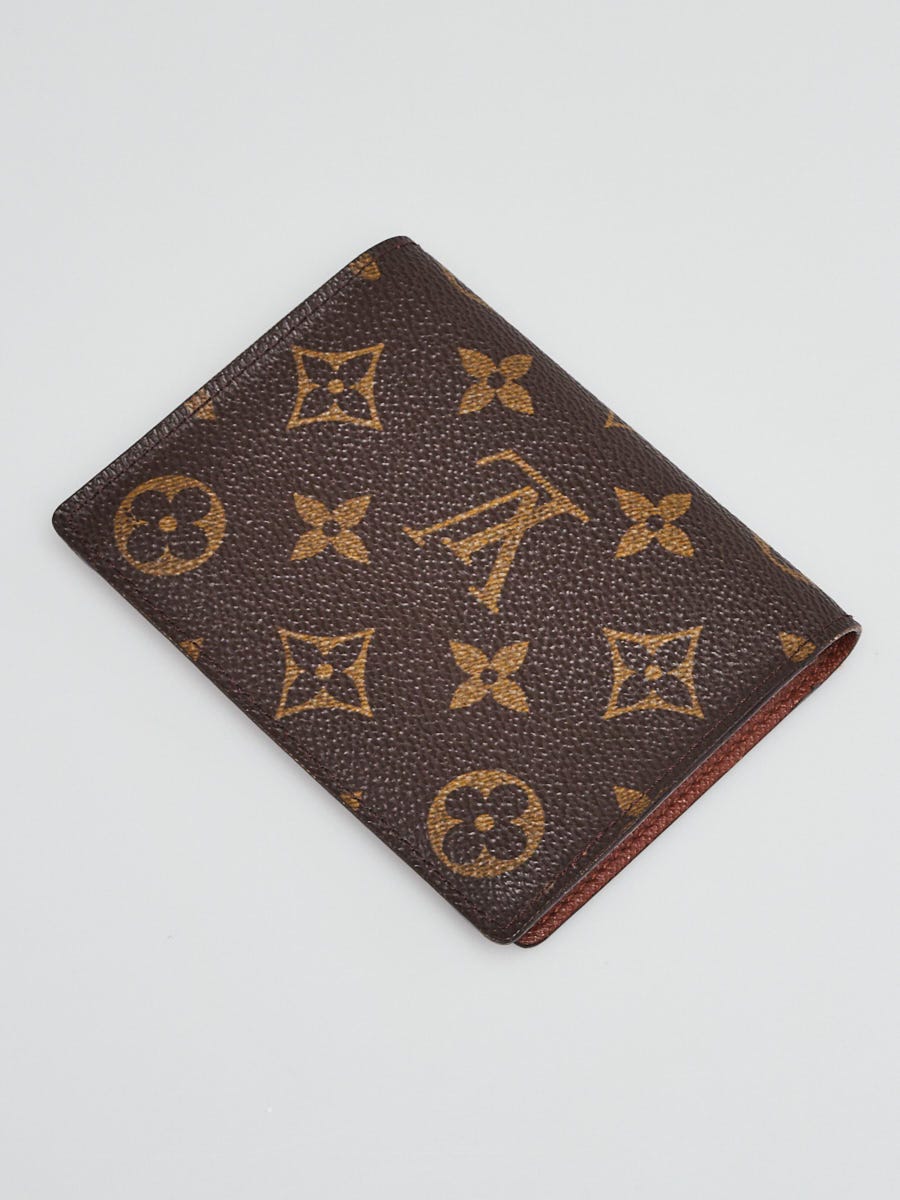 Louis Vuitton, Bags, Authentic Vintage Louis Vuitton Lv Monogram Id Card  Holder Bifold Unisex Wallet