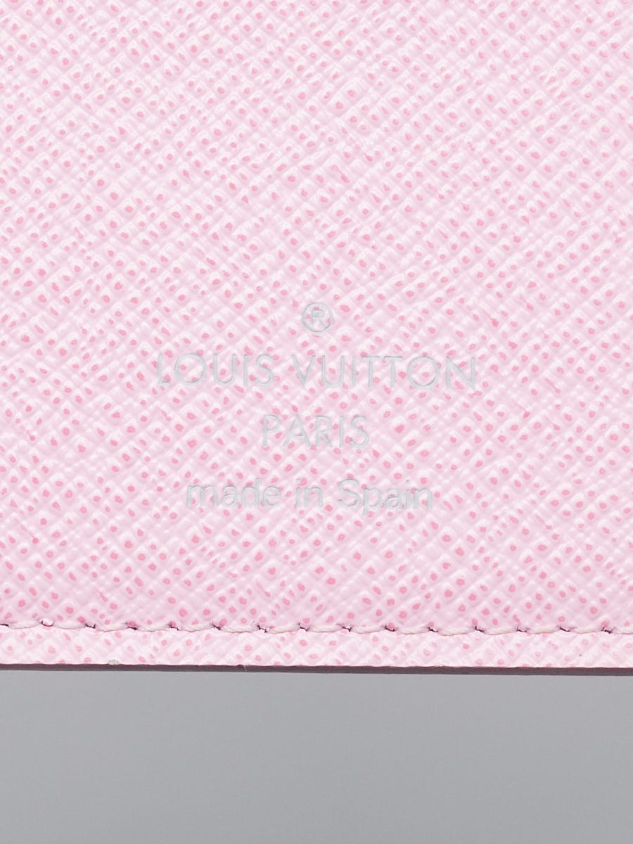 light pink louis vuitton wallpaper