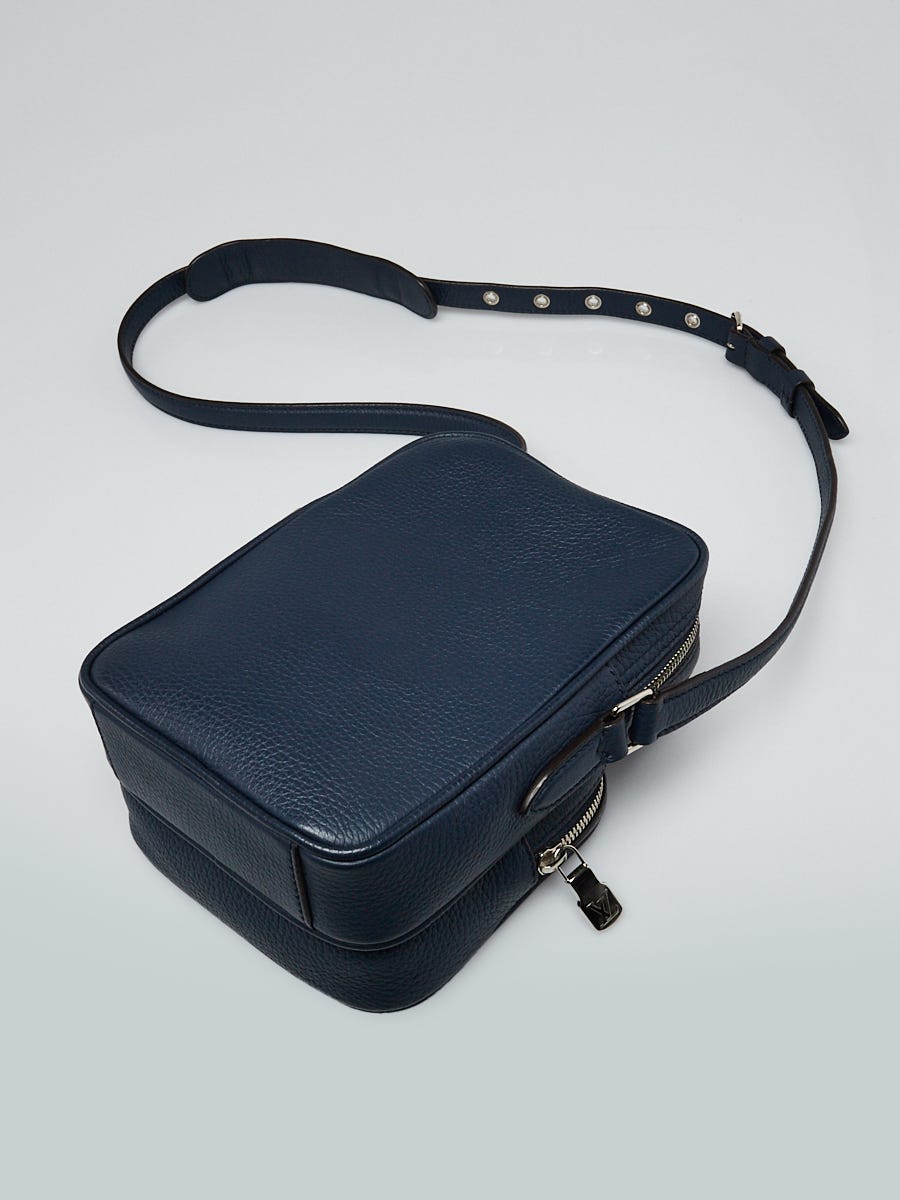 Louis Vuitton Blue Taurillon Leather e Camera Case Bag