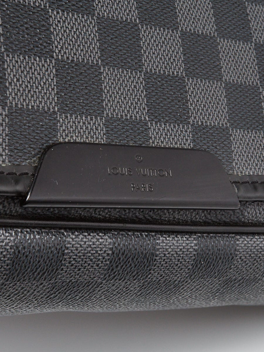 Louis Vuitton, Bags, Louis Vuitton Mens Damier Graphite Daniel Gm Messenger  Bag Black Grey Canvas