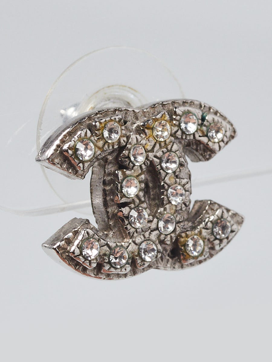 Chanel Gold Metal Crystal Pearl CC Brooch - Yoogi's Closet
