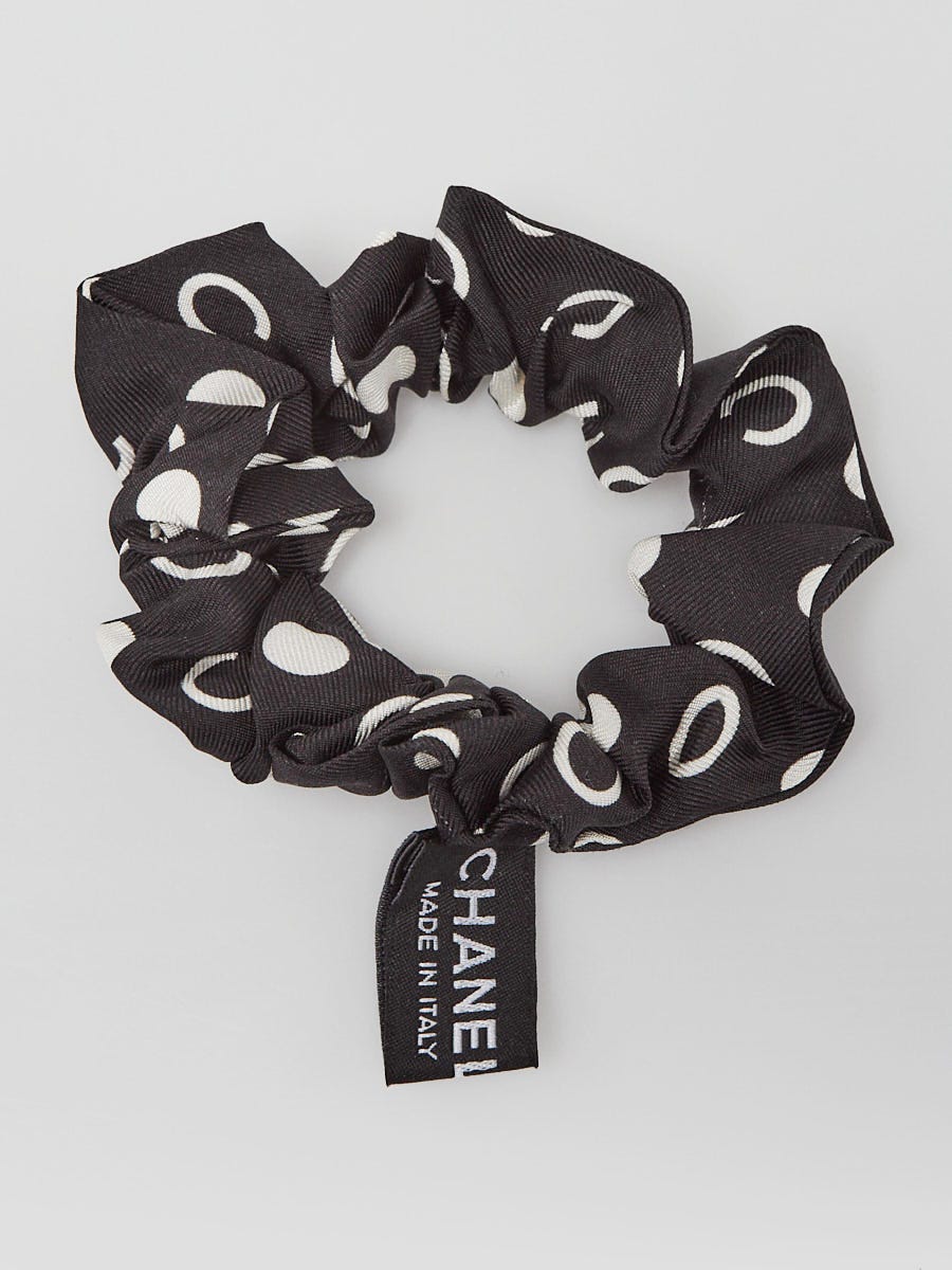 Chanel Black/White Printed Silk CC Coco Hair Scrunchie and Hair Twilly -  Yoogi's Closet