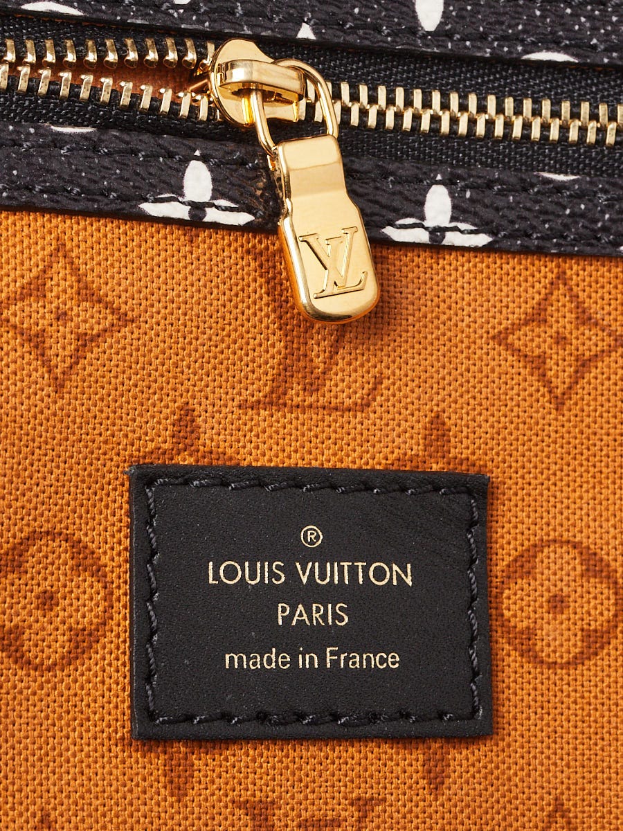 Handbags Louis Vuitton Louis Vuitton, Limited Edition Crafty Lined Zip Pouch.