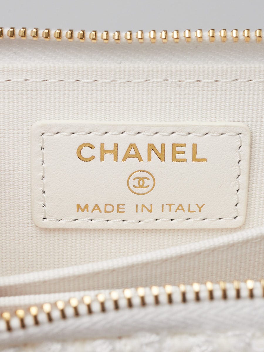 Chanel White Tweed Bow Mini VIP Card Holder with Chain Bag