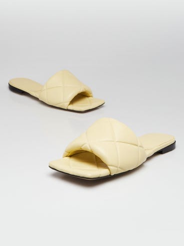 Bottega Veneta Light Yellow Leather The Padded Flat Sandals Size 9/39.5