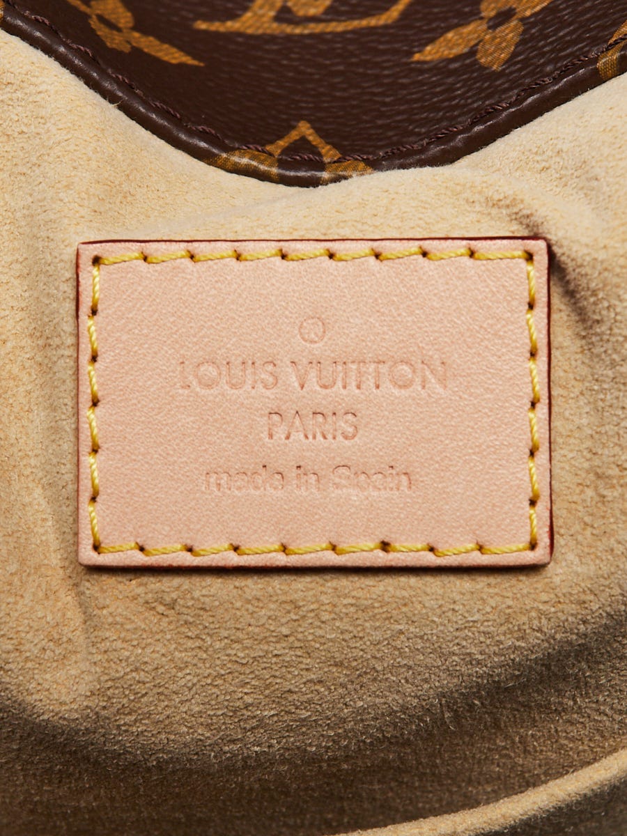 Louis Vuitton Artsy MM NM Monogram Canvas Hobo Bag