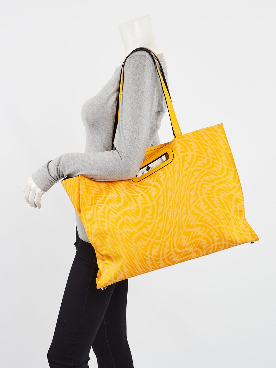 Fendi Mimosa Jacquard Vitello Grace Canvas FF Vertigo Shopper Tote Bag - 7VA480