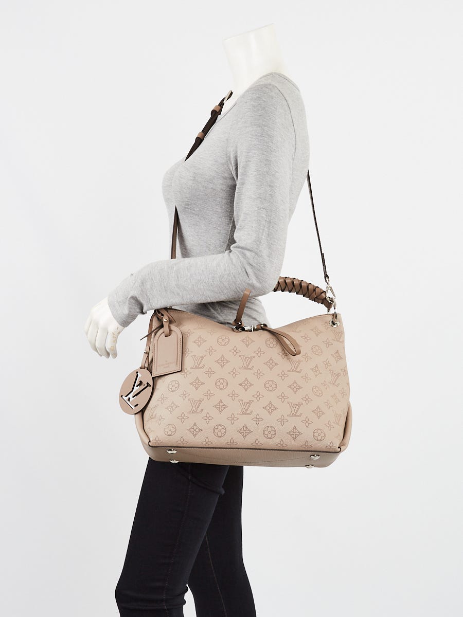Louis Vuitton White Mahina Beaubourg Hobo MM Bag – The Closet
