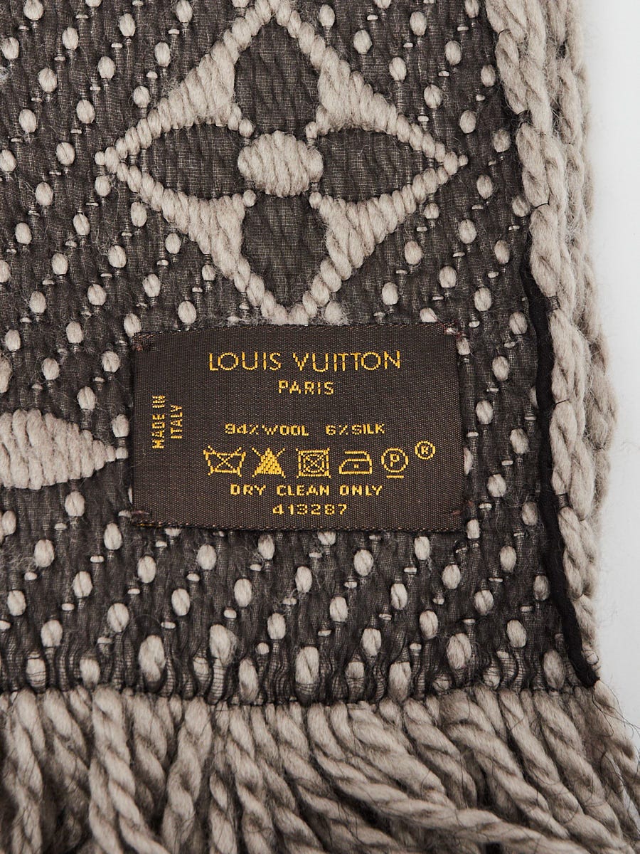 Louis Vuitton Logomania gray scarf Grey Silk Wool ref.235896