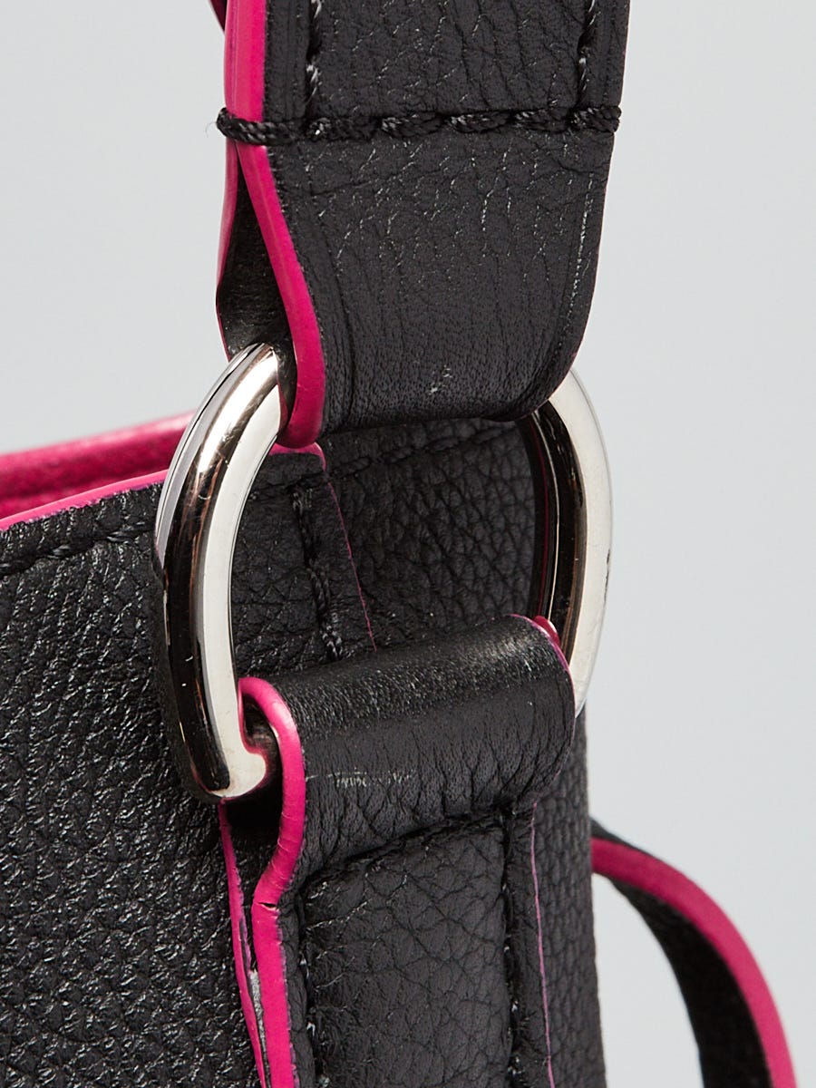 Lockme bucket leather handbag Louis Vuitton Black in Leather - 36092282