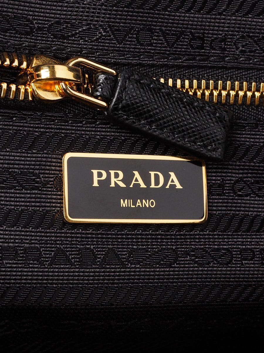 Prada PRADA Logo Leather One Shoulder Bag Red P13149 – NUIR VINTAGE