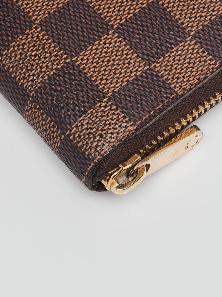 Louis Vuitton Damier Zippy Compact Wallet - Yoogi's Closet