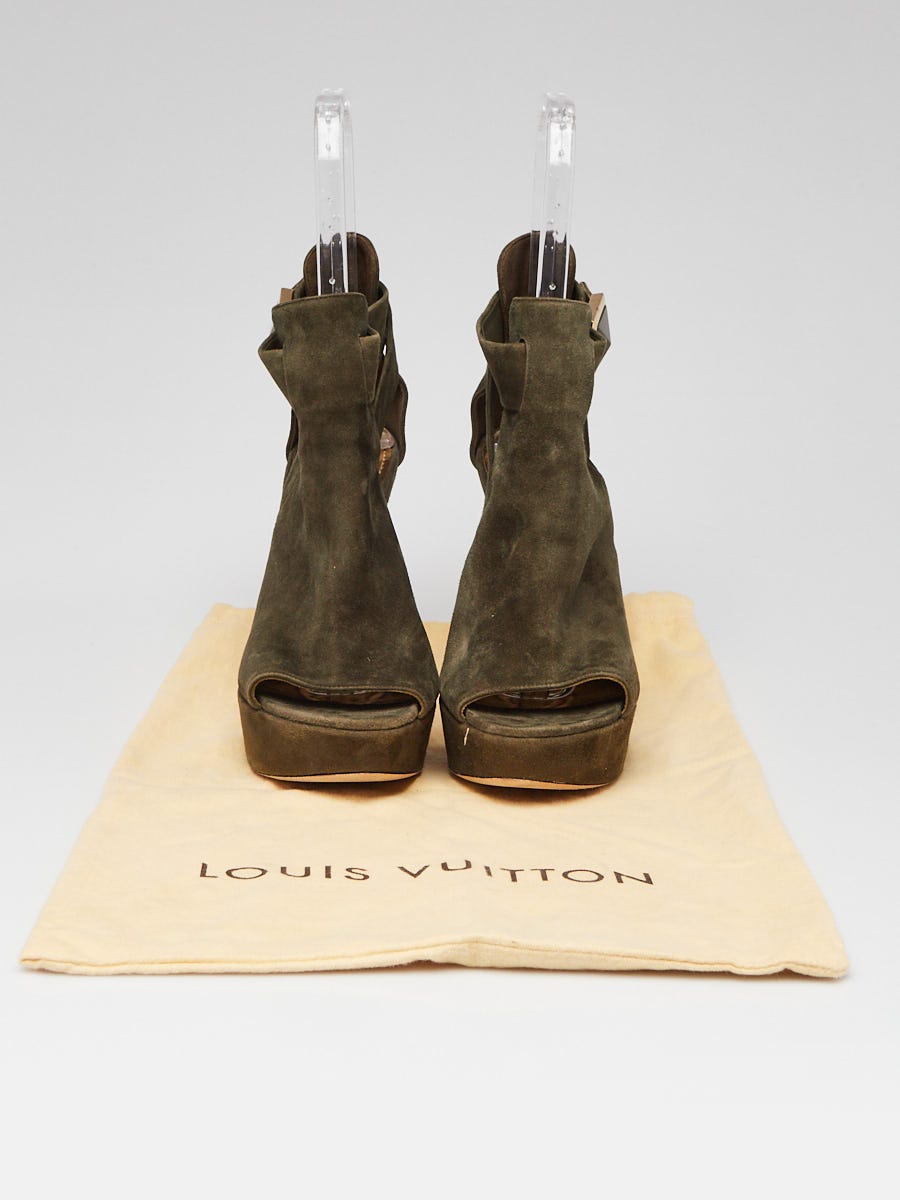 Louis Vuitton Green Suede Peep Toe Heels Size 8/38.5