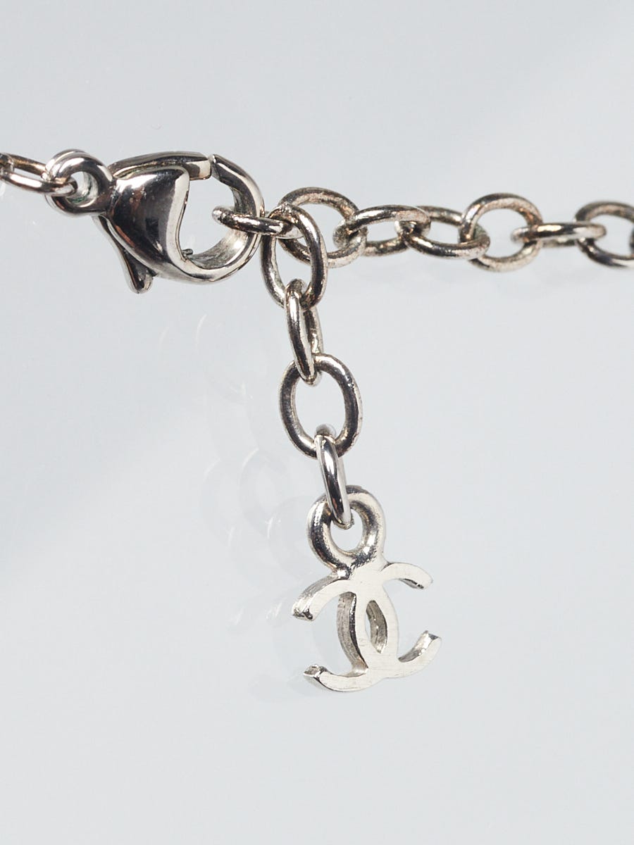 CHANEL シャネル 06P バレンタイン限定 アイコンライン キャミソール Chanel Pink/Green Resin CC Pendant Necklace | Yoogi's Closet