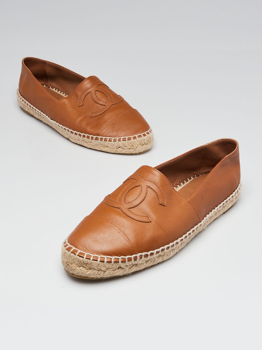 Chanel Brown Lambskin Leather Cap Toe CC Espadrilles Size 9.5/40