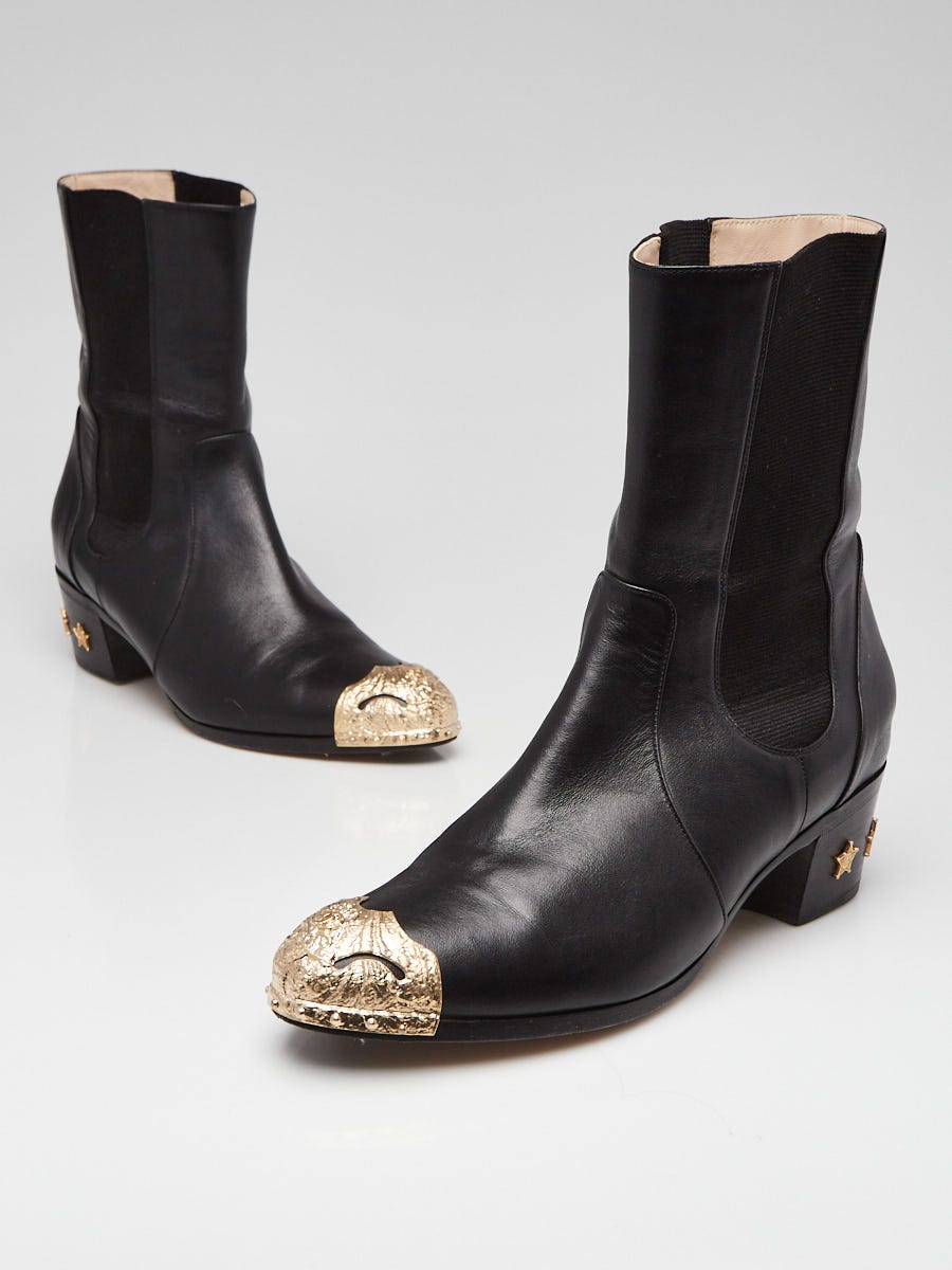 Chanel Black Leather Goldtone Metal Cap Toe Paris-Dallas Star Boots Size  10.5/41 - Yoogi's Closet