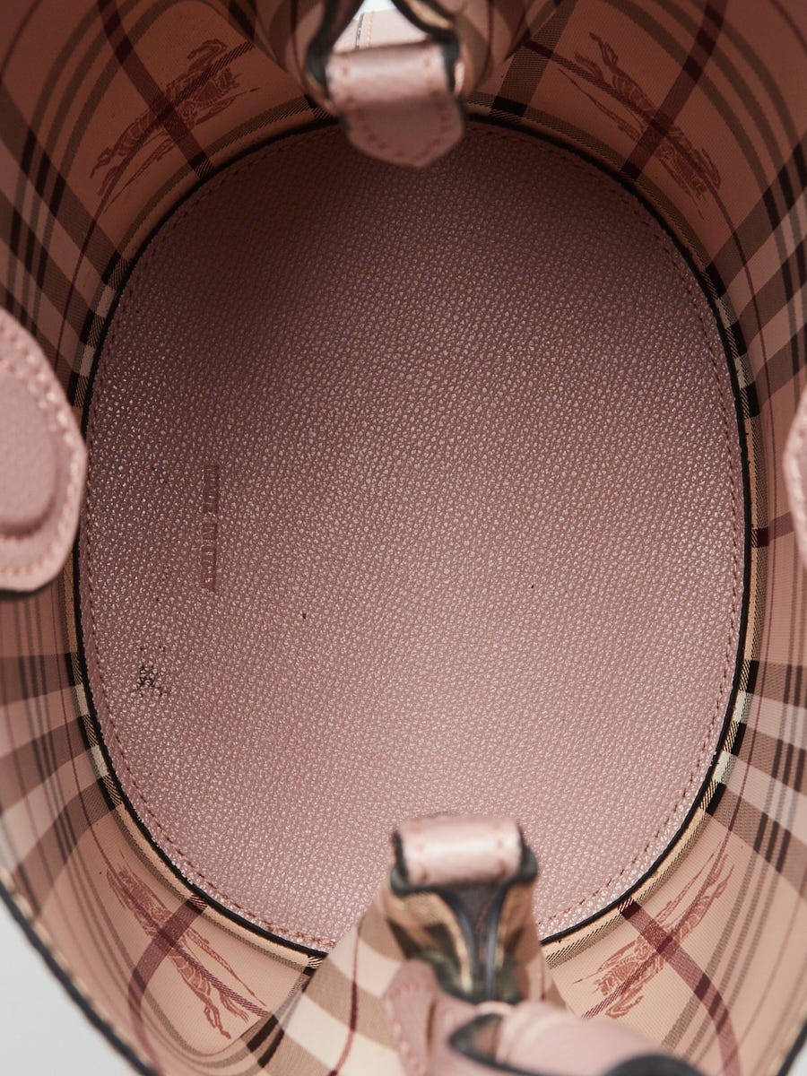 Burberry Light Purple Pebbled Leather Lorne Bucket Bag | Yoogi's