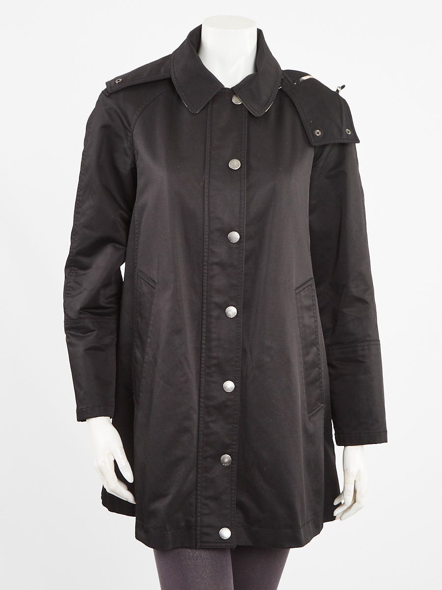 Bowpark store rain jacket