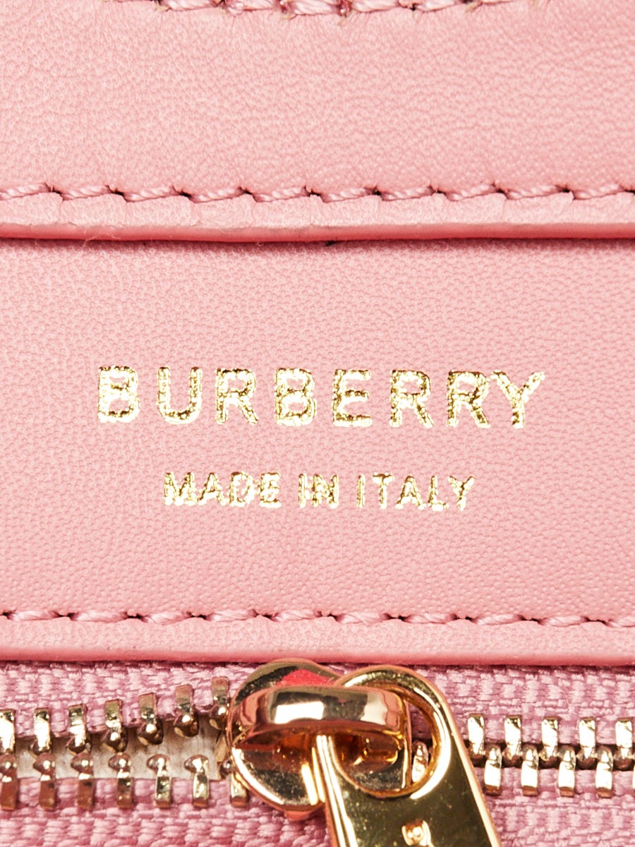 【関税&送料込】Burberry Reversible Pouch In Pink Nylon With Burberry Horseshoe Reversible Drawstring Pouch in Pink | Lyst