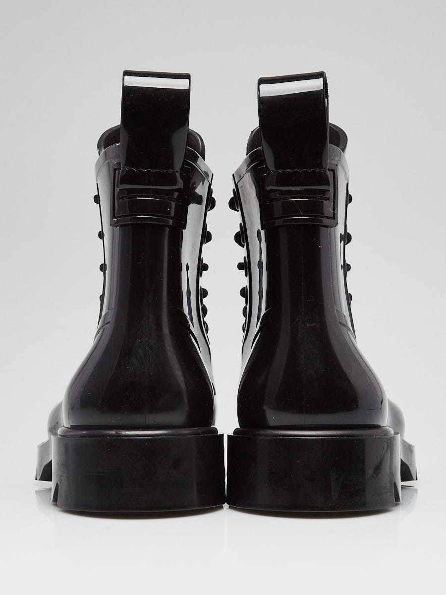 Bottega Black Rubber Stride Lace Up Boots Size 10.5/41