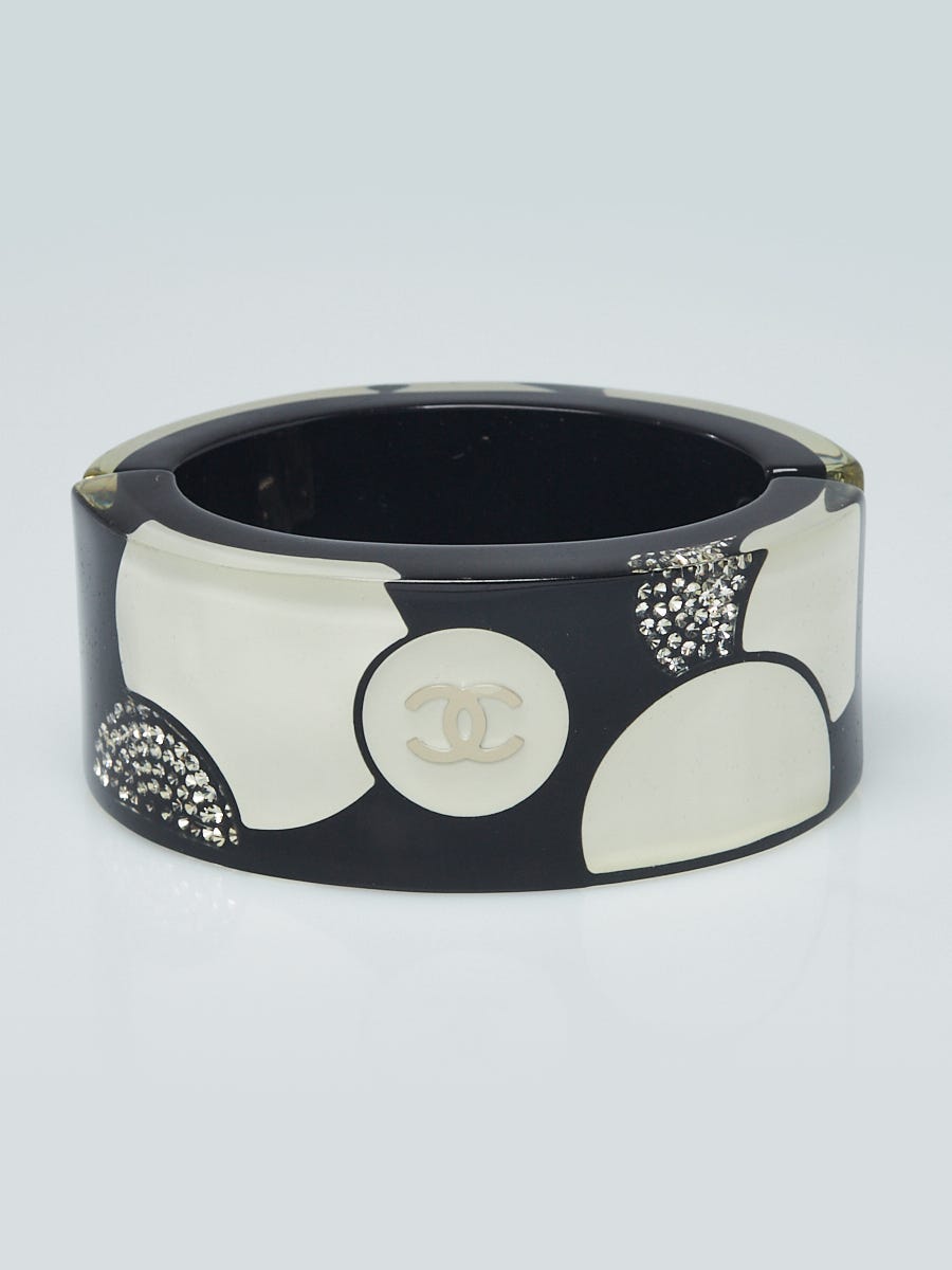 Chanel cuff bracelet 2022 – Les Merveilles De Babellou