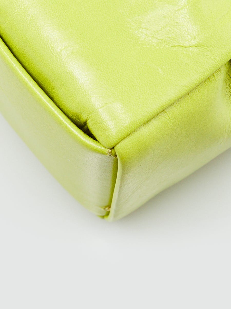 Bottega Veneta Acid Kiwi Leather Maxi Weave Cassette