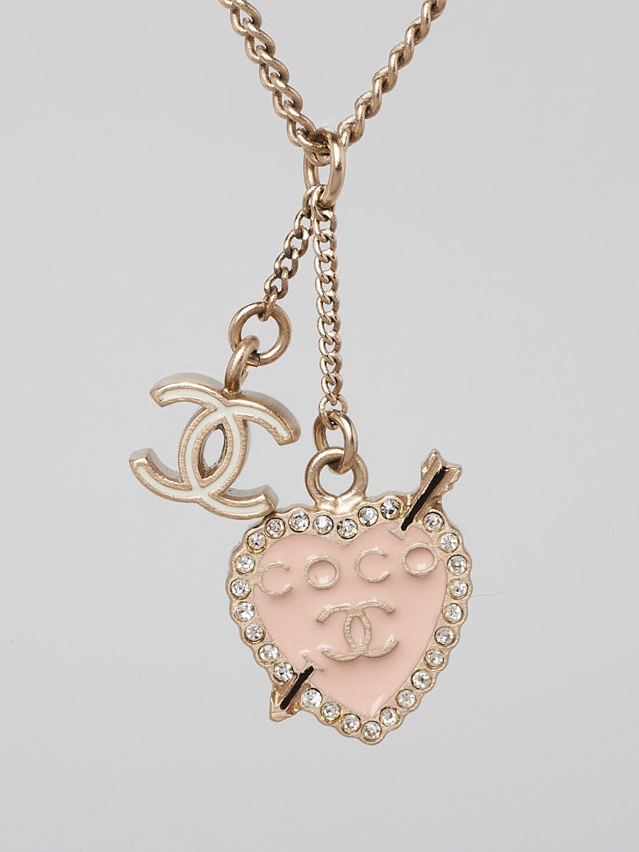 Coco chanel hot sale pendant necklace