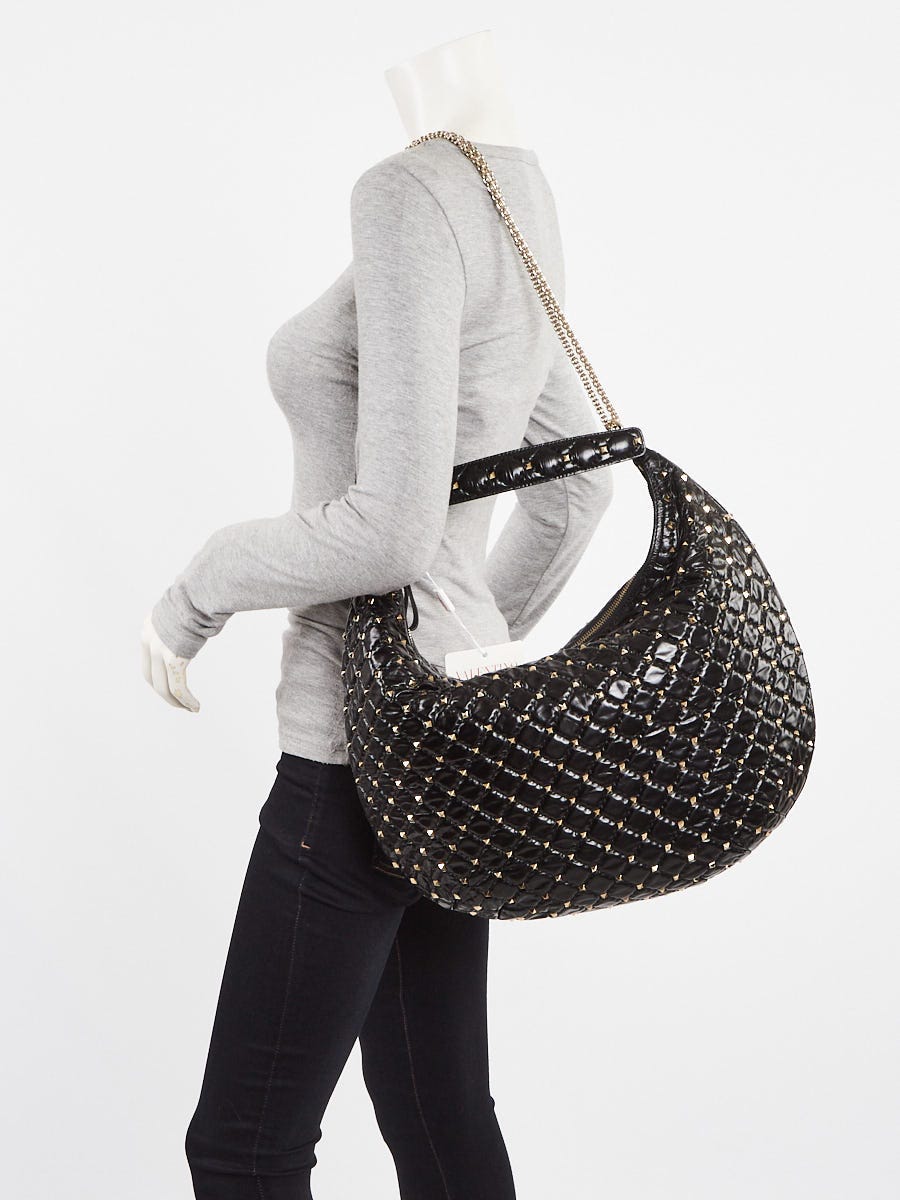 VALENTINOのショルダーバック♪★ROCKSTUD SPIKE HOBO S★ 多色 AUTHENTIC VALENTINO GARAVANI ROCKSTUD SPIKE BLACK LARGE