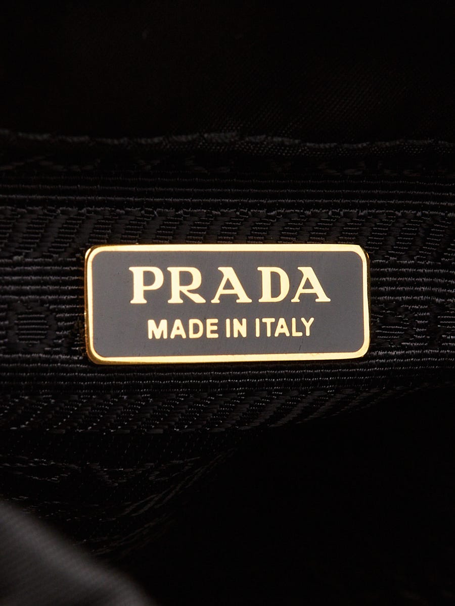 Prada Linea Rossa PS 01XS XL (59 - 16) with Grey lenses and Black frame |  Sunglass Hut®