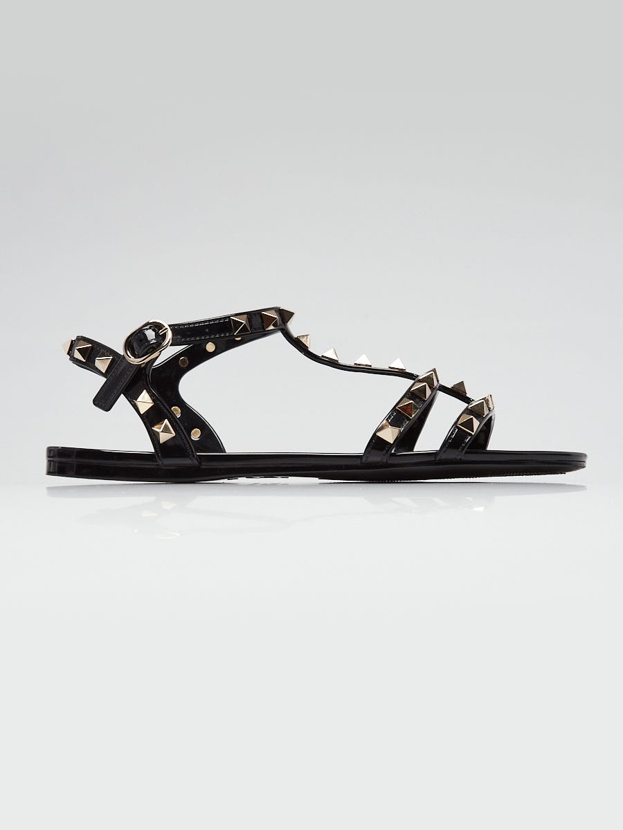 ☆【VALENTINO】☆ROCKSTUD FLAT RUBBER SANDAL ブラック☆ Rockstud Flat Rubber Sandal for Woman in Black | Valentino US