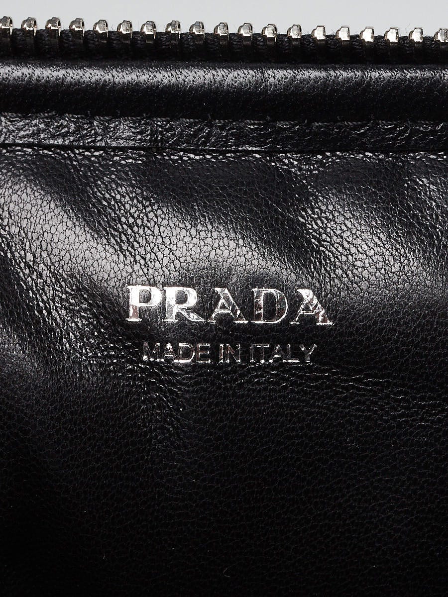 Prada Black Leather Triangle Mini Pouch Crossbody Clutch Bag Prada Black Leather Triangle Mini Pouch Crossbody Clutch Bag