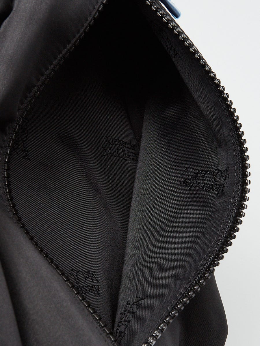 Alexander McQueen Black Nylon Graffiti Metropolitan Backpack Alexander McQueen Black Nylon Graffiti Metropolitan Backpack