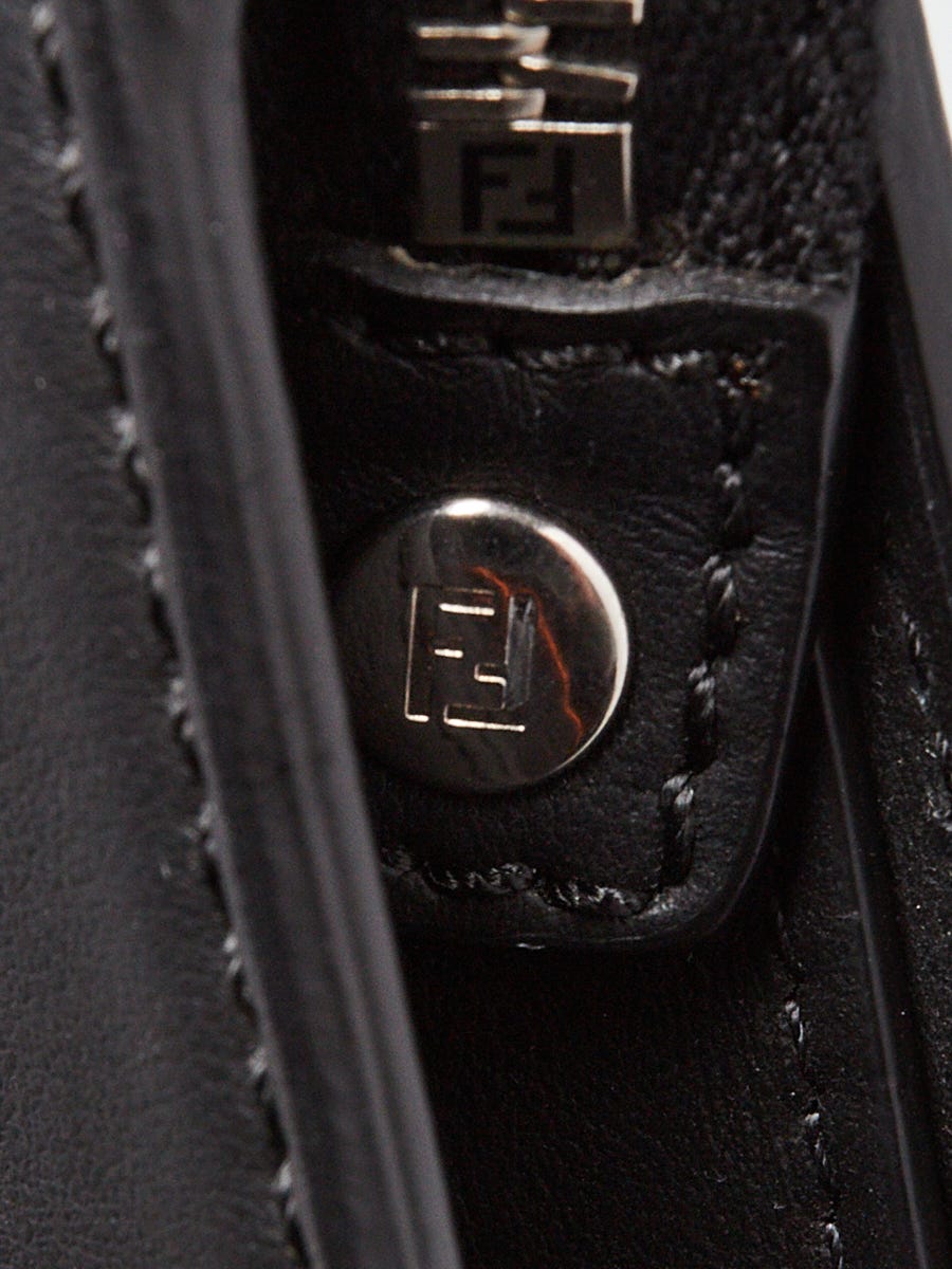 Fendi Black Leather Logo Clutch Bag 7VA350 | Yoogi's Closet Fendi Black Leather Logo Clutch Bag 7VA350 | Yoogi's Closet