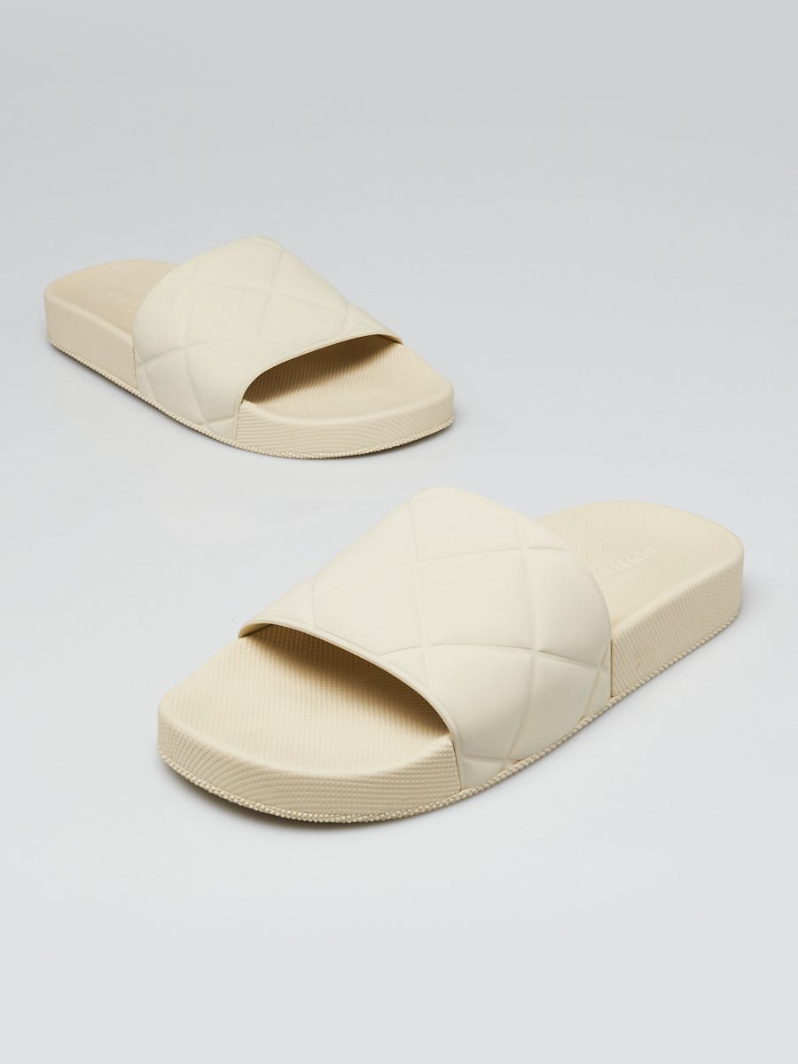 Bottega Veneta Beige Quilted Rubber Slide Sandals Size 5.5/36 