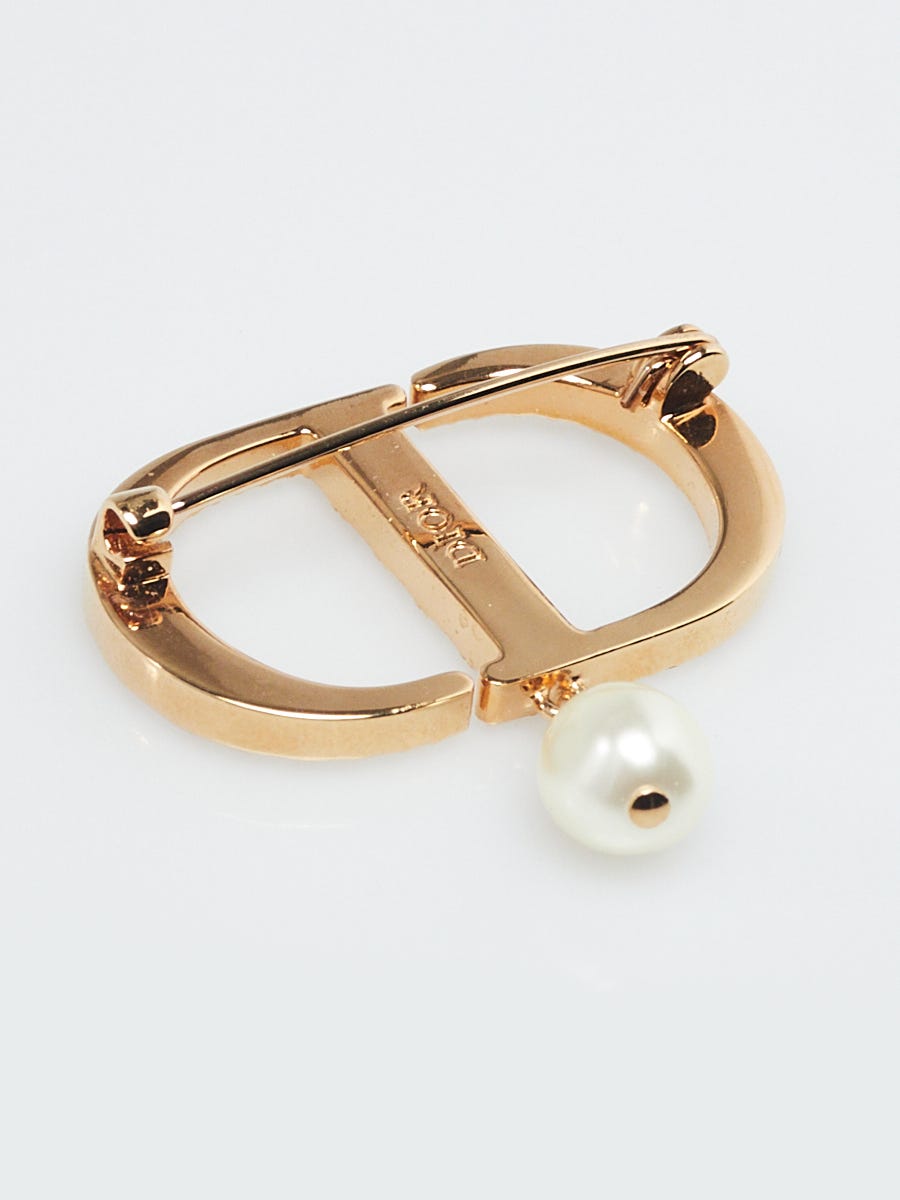 Christian Dior Goldtone Metal Pearl Dior CD Brooch | Yoogi's Christian Dior Goldtone Metal Pearl Dior CD Brooch | Yoogi's