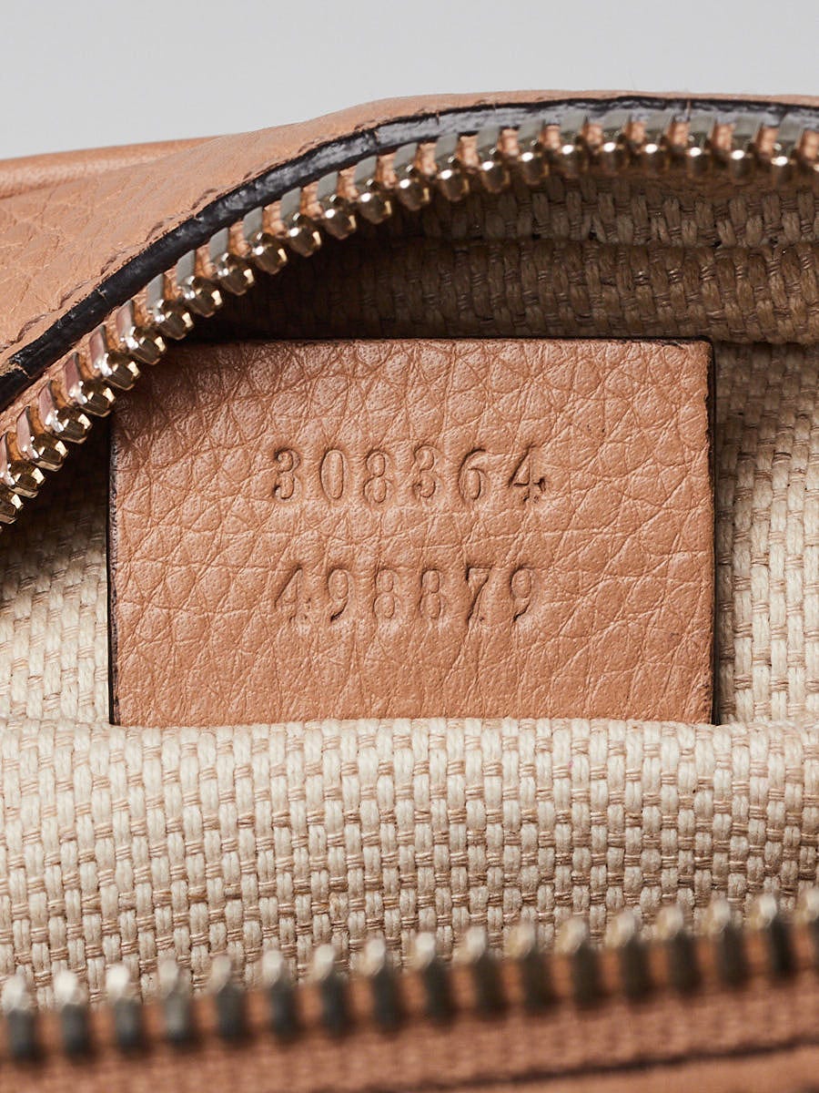 Gucci Beige Pebbled Leather Soho Disco Crossbody Bag | Yoogi's Closet