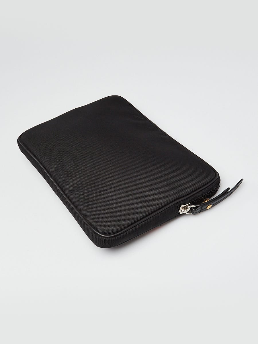 Gucci Black Nylon Butterfly L'Aveugle Par Amour Zip Pouch