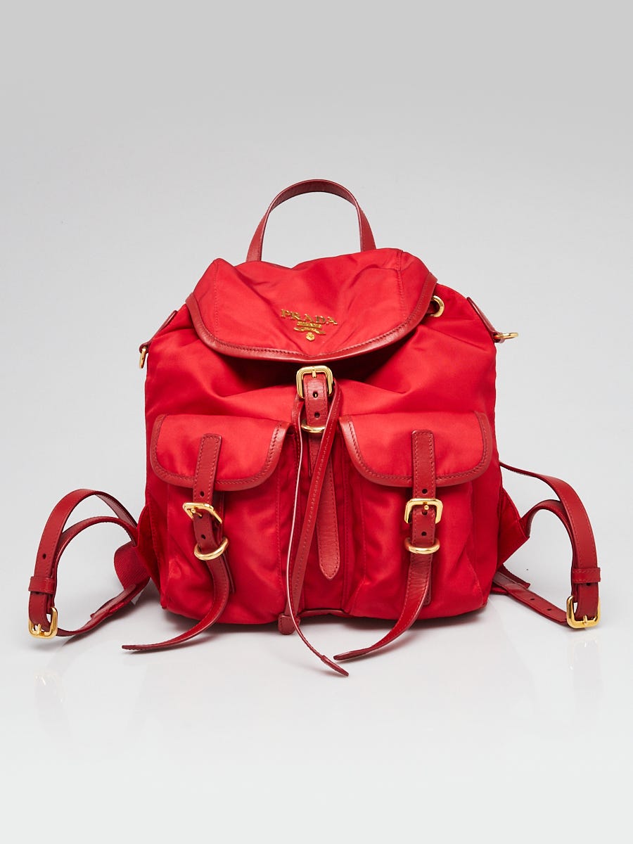 Red Prada Tessuto Backpack Cloth ref.1135564 - Joli Closet