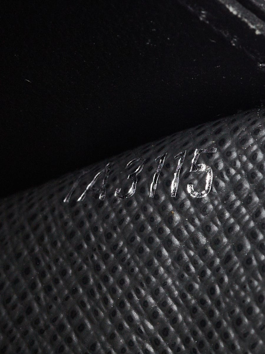 Louis Vuitton Black Taiga Leather Brazza Wallet | Yoogi's Closet