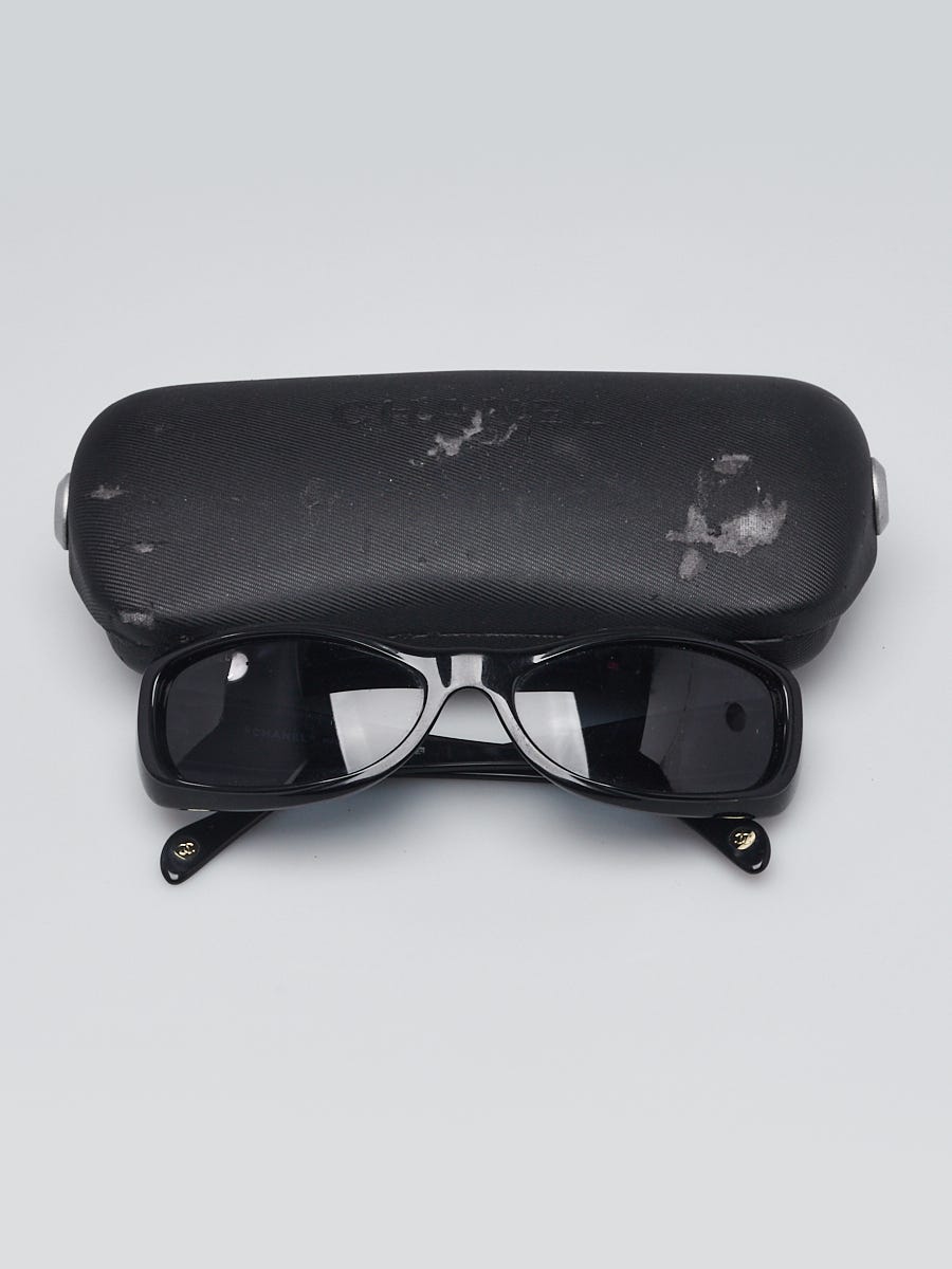 Chanel Black Frame Crystal CC Logo Sunglasses-5095 | Yoogi's Closet