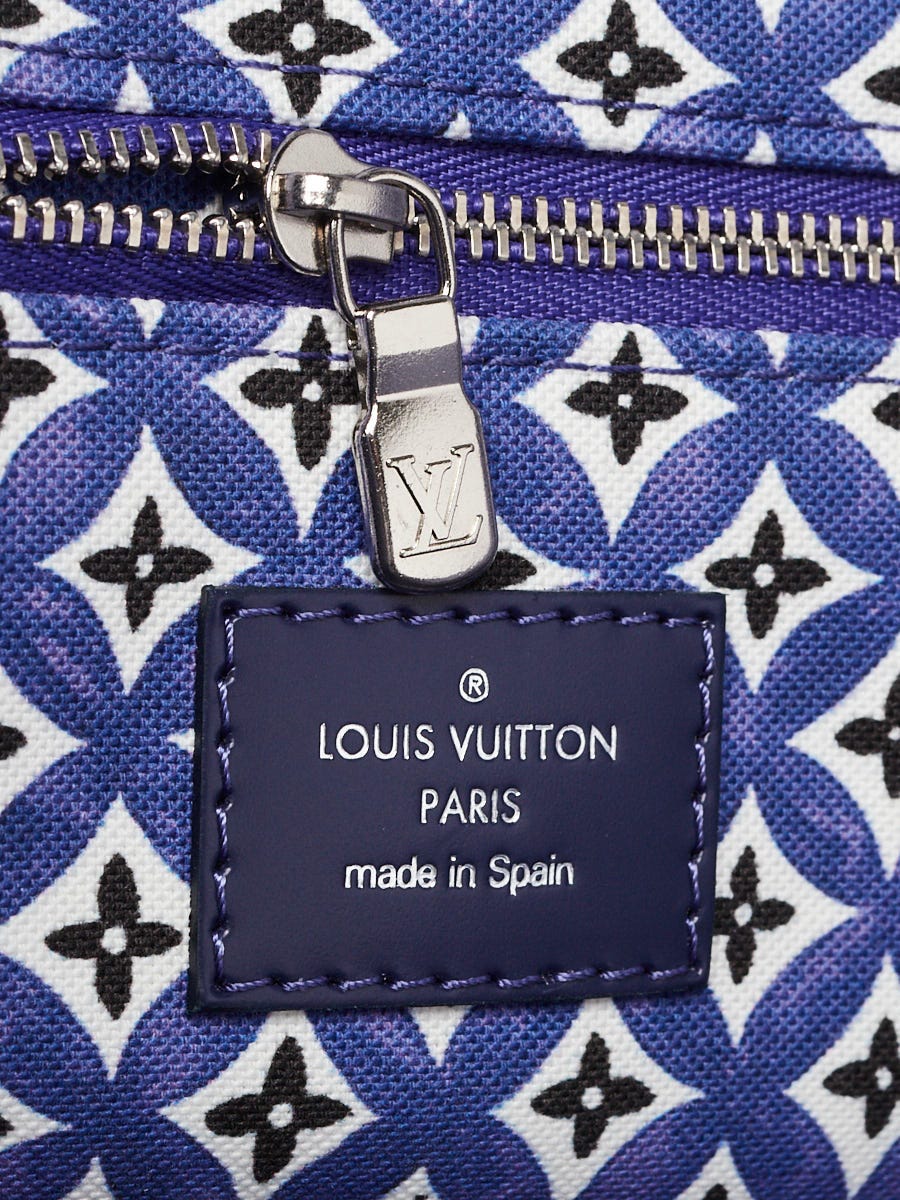 ヨ*ン様 【断捨離出品】LOUIS VUITTON 淡いブルー ポロシャツ S Louis Vuitton Resort Blue Monogram Giant Canvas By The Pool