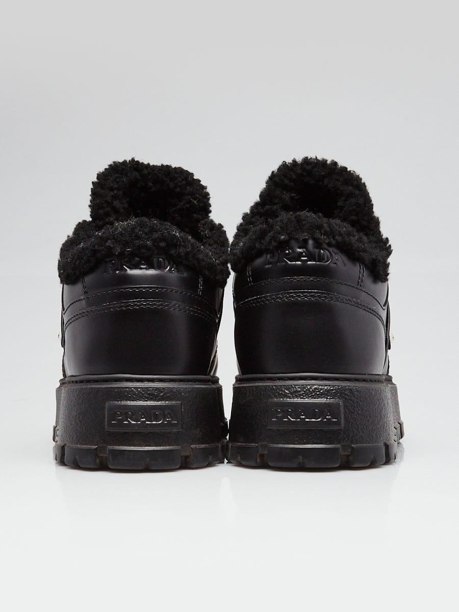 やさしい気持ち◇Shearling アンクルブーツ◇PRADA やさしい気持ち◇Shearling アンクルブーツ◇PRADA (PRADA