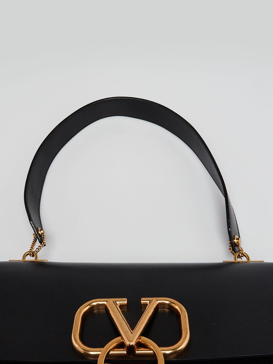 ★VIP価格★VALENTINO GARAVANI★ノーズ リング スタッド Valentino Black Leather V-Ring Shoulder Bag | Yoogi's Closet