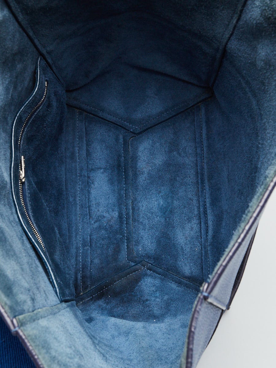 Celine Blue Pebbled Leather Medium Sangle Seau Bag | Yoogi's Closet