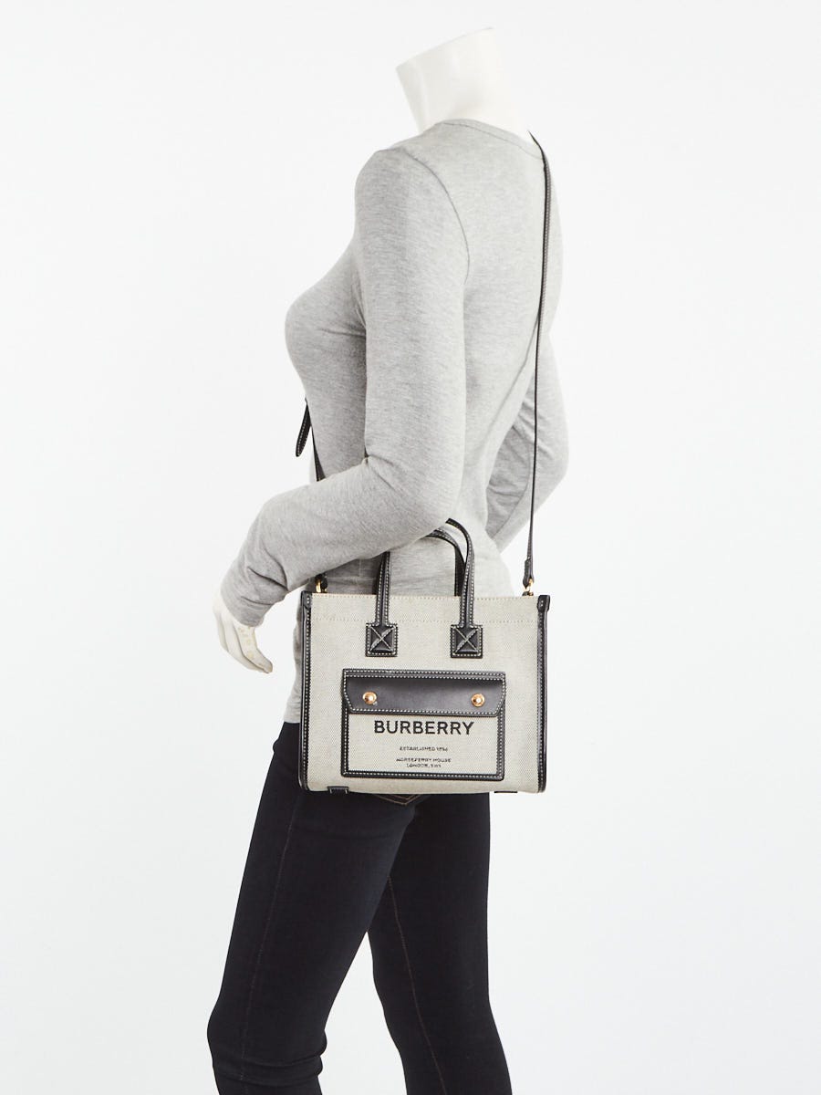 【関税＆送料込み】Burberry Freya Mini Canvas Tote Bag 楽天市場】BURBERRY バーバリー Mini Freya Tote ミニ フレヤ