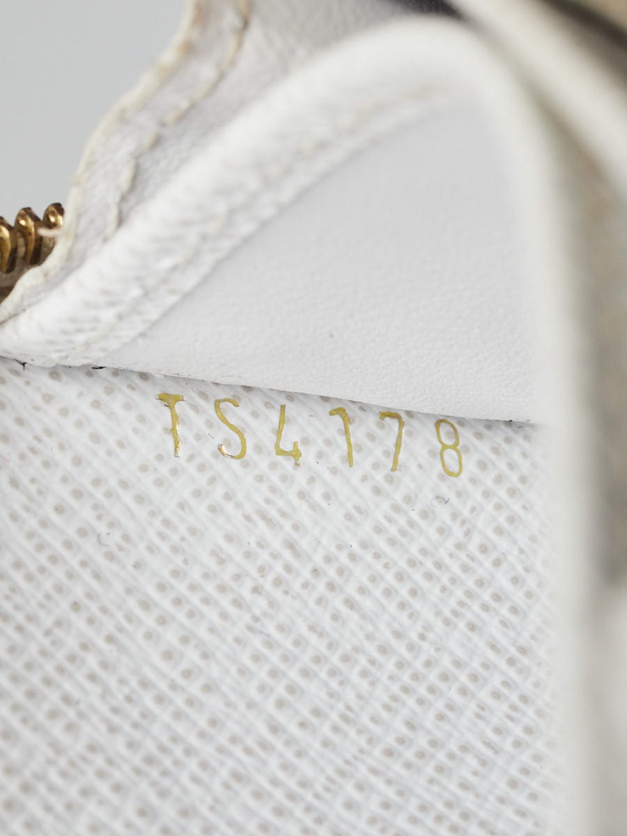 パピヨン love+loyalty+luck Louis Vuitton White Epi Leather Love Lock Zippy Coin Purse